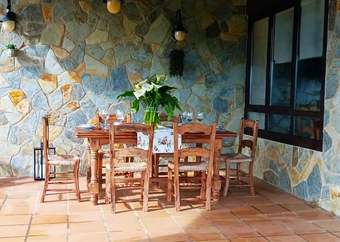 Prau Del Urogallo 펜션