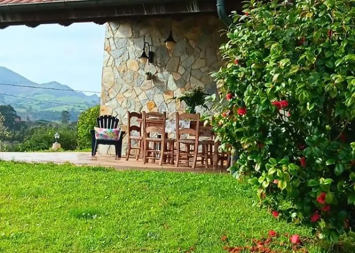 Prau Del Urogallo 펜션 *