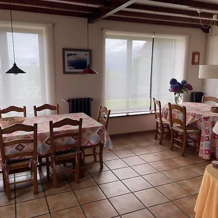 Prau Del Urogallo Nyaraló *